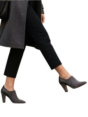 Donald J Pliner Tyra Gray Suede Ankle Boot Snake Embossed Pointed Toe Size 6.5M